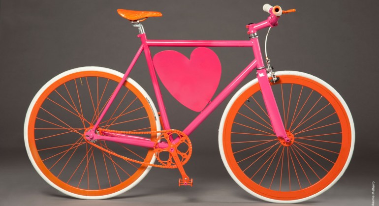 ¡Vaya bici…!… Cómo reciclar tu vieja bicicleta con Agatha Ruiz de la Prada Pinturas